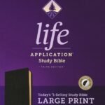 ISBN: 9781496452108 - NKJV Life Application Study Bible, Third Edition, Large Print (Red Letter, Bonded Leather, Black, Indexed), Leather, bonded, Black, With thumb index
