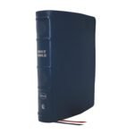 ISBN: 9780785289074 - NKJV, Single-Column Reference Bible, Genuine Leather, Blue, Comfort Print: Holy Bible, New King James Version